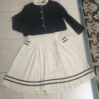 تعدادی لباس نو