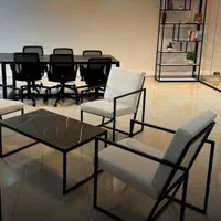صندلی فلزی مینیمال مدرن با رنگ کورهای
