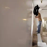 گچکاری و لکه گیری خرده کاری