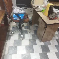 صندلی ومیز تحریرسالم