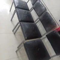 صندلی فلزی چرم