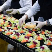 رستوران بام لند تبریز استخدام میکند|استخدام خدمات فروشگاه و رستوران|تبریز, |دیوار