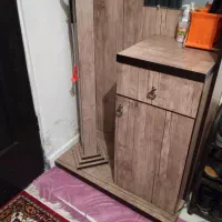 جاکفشی|جاکفشی، کمد، دراور|گلبهار, شهر جدید گلبهار|دیوار