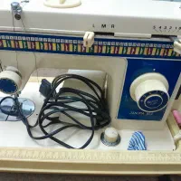 چرخ خیاطی ژانومه|چرخ خیاطی و ریسندگی|رشت, نامجو|دیوار
