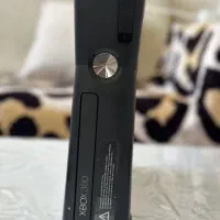 Xbox 360|کنسول، بازی ویدئویی و آنلاین|ربط, |دیوار