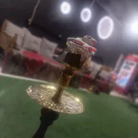 کارگر  کافه قلیان سرا