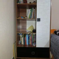 کمد و کتابخانه شخصی مناسب