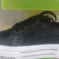 کفش نو|کیف، کفش، کمربند|بم, |دیوار