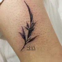 تتوی بدن لاین مینیمال کلاسیک قیمت مناسب