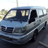 خودروی ون جهت سرویس ایاب ذهاب و دربستی