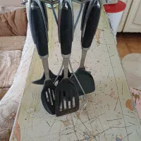 سرویس ۶تایی کفگیر ملاقه بهمراه گیره نگهدارنده