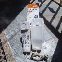 تلفن دیواری زیبا وظریفC.F.L