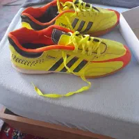 یه تعدادکفش زنانه ومردانه