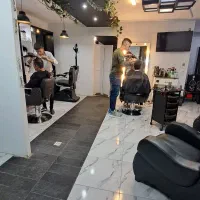 جذب ارایشگر و دستیار ارایشگر اقا|استخدام درمانی، زیبایی، بهداشتی|تبریز, |دیوار