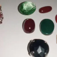 نگین انگشتر|کلکسیون اشیاء عتیقه|قم, نخودی|دیوار