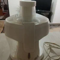 آبمیوه گیری کاملا سالم .