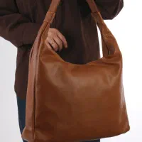 کیف های سایز بزرگ|کیف، کفش، کمربند|صومعهسرا, |دیوار