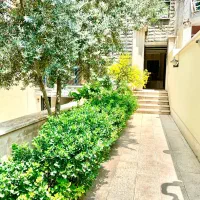 165-متر-3-خوابه-تکواحدی-با-حیاط-سهروردی-شمالی