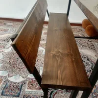 نیمکت چوبی