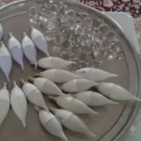 ۳۱ تا گوی کوچک با آویز و۲۱ لامپ لوستر درحدنو سالم|لوستر و چراغ آویز|کرمانشاه, |دیوار