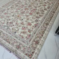 فرش.   % در طرح های متنوع. .