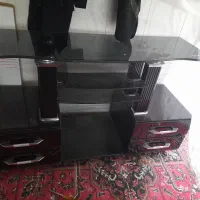 میز تلویزیون تمیز درحد نو