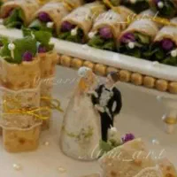 تهیه انواع مدل های نان و پنیر سبزی مناسب سفره عقد