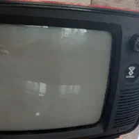 تلویزیون قدیمی نوستالژیک