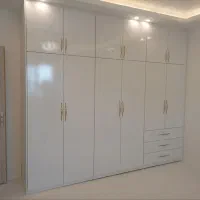 کمددیواری کد هفتادو یک دستگیره طلایی|جاکفشی، کمد، دراور|اردبیل, |دیوار