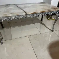 میز برنزی با سنگ