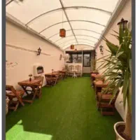 اجاره حیاط به چایخانه