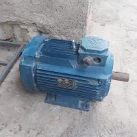 فروش بخاری گرمخانه و الکتروموتور ۳ فاز|ماشینآلات صنعتی|فیروزآباد (فارس), |دیوار