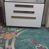 میز جلو یک در یک بسیار تمیز|فروشگاه و مغازه|فردیس, شهرک شهید حسینی|دیوار