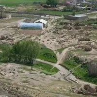 گلخانه در کنارچشمه گوارای گلستان وغارباستانی