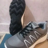 کتونی سایز 42 نو|کیف، کفش، کمربند|احمدآبادمستوفی, |دیوار