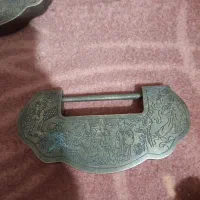 پی سوز قدیمی روسی...وتعدادی قفل قدیمی انتیک|کلکسیون اشیاء عتیقه|قم, چهل درخت‎|دیوار