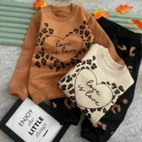 لباس کودک|لباس|کاکی, |دیوار