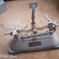 ترازو عتیقه گرمی مثقال ی|کلکسیون اشیاء عتیقه|یزد, |دیوار