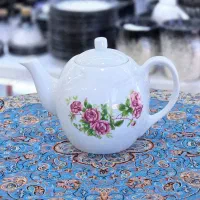 سرویس چینی گل قرمزی،لب طلایی