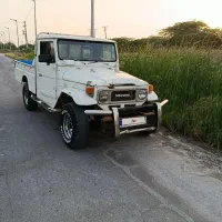 تویوتا لندکروز 2f