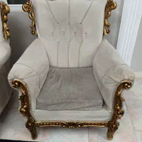 مبل هفت نفره و جلو مبلی