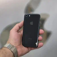 آیفون 8 درحد 64گیگ
