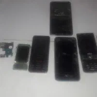 تعداد ۱۱ عدد موبایل