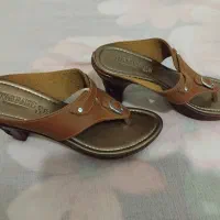 صندل|کیف، کفش، کمربند|بندر دیر, |دیوار