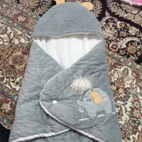 آغوشی وتشک نوزاد