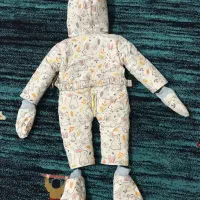 کاپشن سرهمی دستکش و پاپوش دار bayby boo|کفش و لباس بچه|کرمان, |دیوار