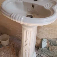 یک عدد روشویی سالم