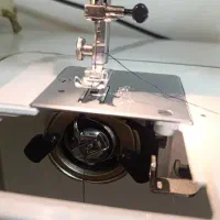 چرخ خیاطی ژانومه مدل۴۹۹mc تایوان با میز نو|چرخ خیاطی و ریسندگی|رشت, باهنر|دیوار