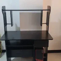 میز کامپیوتر