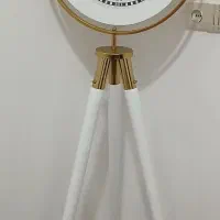 ساعت ایستاده